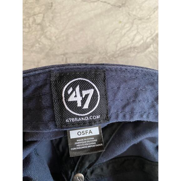 New York Yankees Faded Blue Baseball Hat - Picture 8 of 9